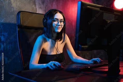 Gamer Girl